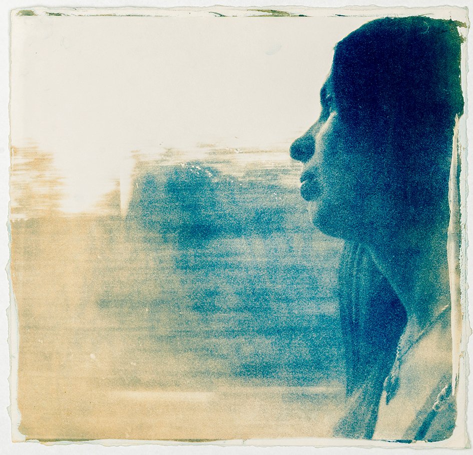 Dialogue-through-glass-2